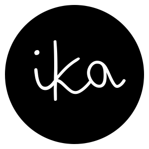 IKA LOGGA RUND SVART BOTTEN